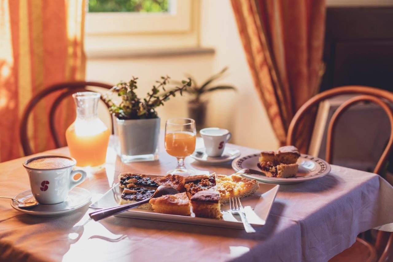Albergo Ristorante Pasqui Rocca San Casciano Экстерьер фото