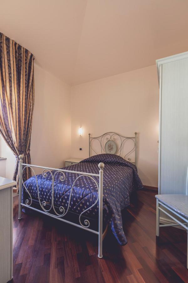 Albergo Ristorante Pasqui Rocca San Casciano Экстерьер фото